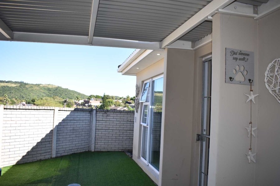 3 Bedroom Property for Sale in Nahoon Valley Park Eastern Cape
